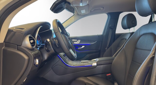 MERCEDES-BENZ GLC 300 e AMG Line 4Matic 9G-Tronic