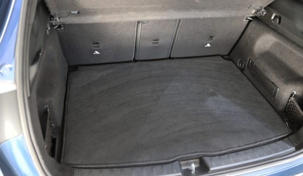 MERCEDES-BENZ GLA 200 d Edition1. 4Matic