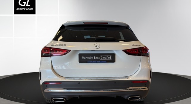 MERCEDES-BENZ GLA 200 4M AMG Line 8G-D