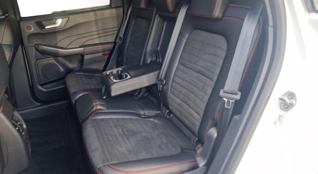 FORD KUGA 2.5 PHEV Titanium 2W