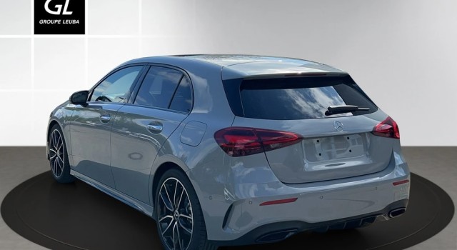 MERCEDES-BENZ A 180 Night Star 7G-DCT