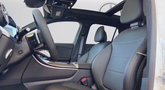 MERCEDES-BENZ GLC 300 4Matic 9G-Tronic