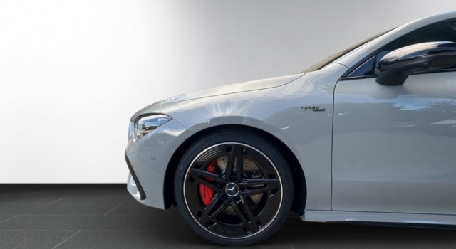 MERCEDES-BENZ CLA 35 AMG 4Matic 8G-DCT