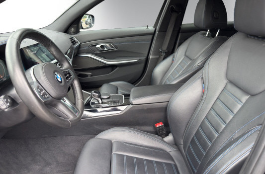 BMW 320 d xDrive48VTouring MS