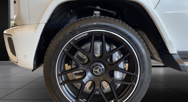 MERCEDES-BENZ G 63 AMG 9G-Tronic