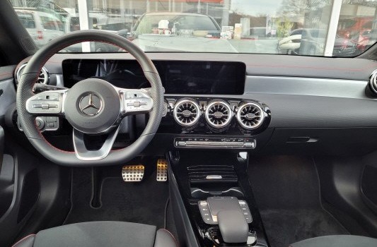 MERCEDES-BENZ CLA 220 d Sw. Star 4Matic