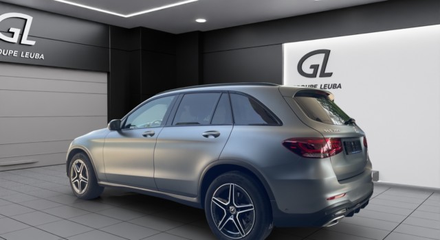 MERCEDES-BENZ GLC 300 AMG Line 4Matic 9G-Tronic