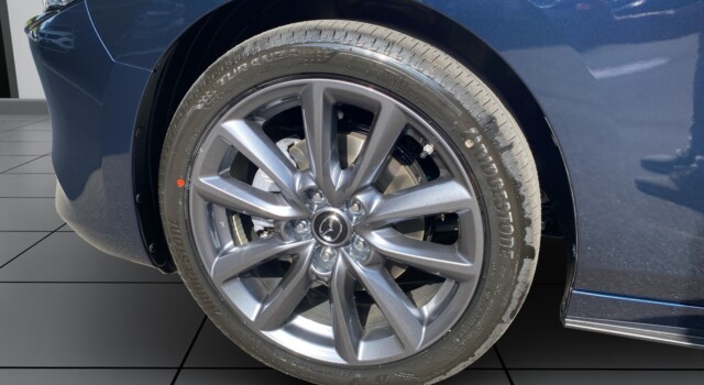 MAZDA 3 Hatchback SKYACTIV-G M Hybrid 140 Centre Line Automat