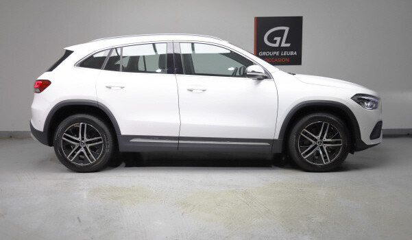 MERCEDES-BENZ GLA 250 Progressive4Matic