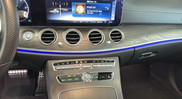 MERCEDES-BENZ E 220 d Swiss Star AMG Line 4Matic 9G-Tronic