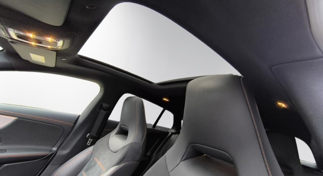 MERCEDES-BENZ CLA 250 CLA SB 250 AMG Line 4M 7G