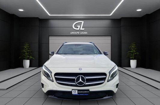 MERCEDES-BENZ GLA 250