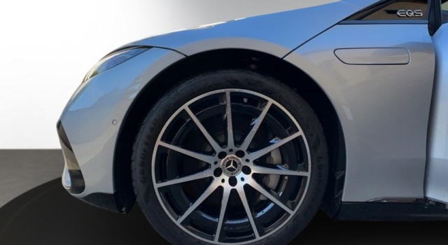 MERCEDES-BENZ EQS 450 + AMG Line