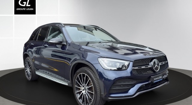 MERCEDES-BENZ GLC 300 e AMG Line 4Matic