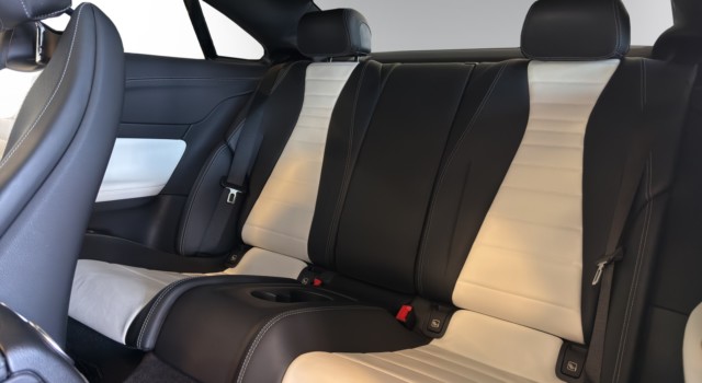 MERCEDES-BENZ E 400 AMG Line 4 Matic