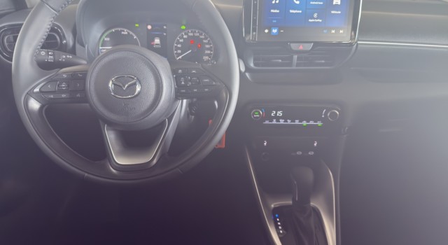 MAZDA 2 Hybrid Centre-line