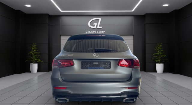 MERCEDES-BENZ GLC 300 AMG Line 4Matic 9G-Tronic