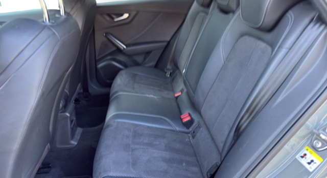 AUDI Q2 1.4 TFSI Edition # 1