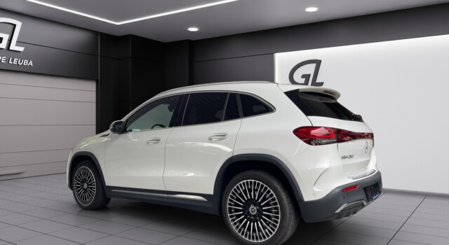MERCEDES-BENZ EQA 250 AMG Line AMG Line