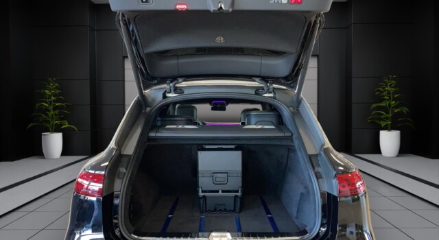 MERCEDES-BENZ EQS SUV 680 Maybach