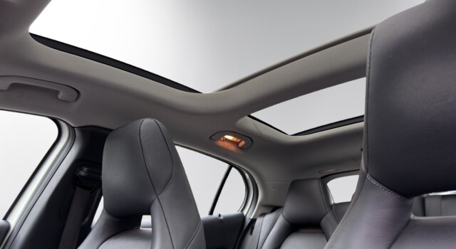 MERCEDES-BENZ GLA 250 Urban 4Matic