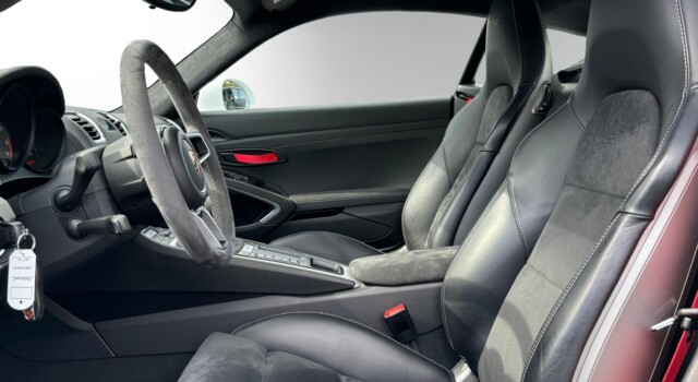 PORSCHE 718-boxster-cayman Cayman GT4
