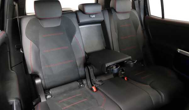 MERCEDES-BENZ GLB 250 4Matic AMG Line 8G-Tronic