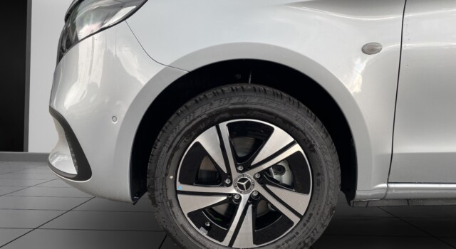 MERCEDES-BENZ VITO 116 CDI Lang Select Family Tourer 9G-Tronic