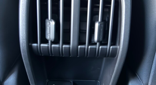 HYUNDAI KONA 1.6 GDi HEV Amplia DCT