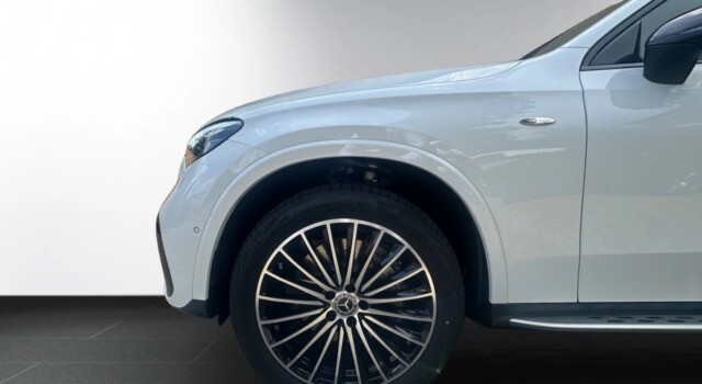 MERCEDES-BENZ GLC 300 e 4Matic EQ Star 9G-Tronic
