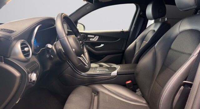 MERCEDES-BENZ GLC 300 GLC Coupé 300 e 4Matic 9G-Tronic