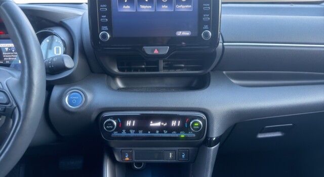 MAZDA 2 Hybrid Select