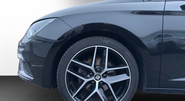 SEAT LEON ST 2.0 TDI FR 4D