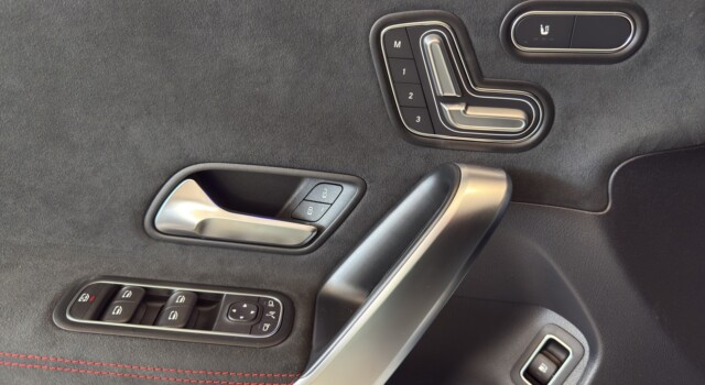 MERCEDES-BENZ CLA 250 e 8G-DCT EQ Star