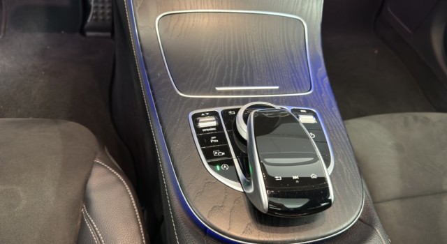 MERCEDES-BENZ E 220 d Swiss Star AMG Line 4Matic 9G-Tronic