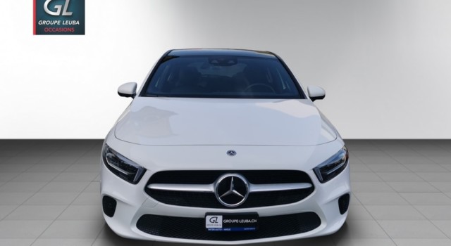 MERCEDES-BENZ A 250 e Style