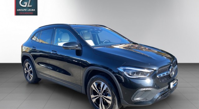 MERCEDES-BENZ GLA 250 Progressive4Matic