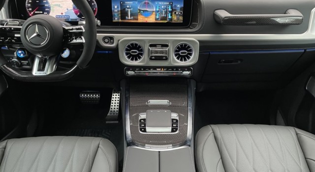 MERCEDES-BENZ G 63 AMG 9G-Tronic