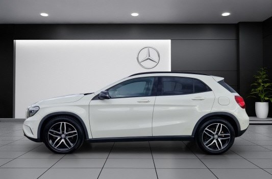 MERCEDES-BENZ GLA 250