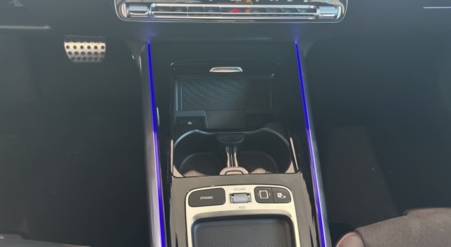 MERCEDES-BENZ GLA 250 e EQ Star 8G-DCT