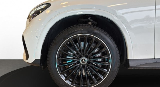 MERCEDES-BENZ GLC 400 e 4M 9G-Tronic