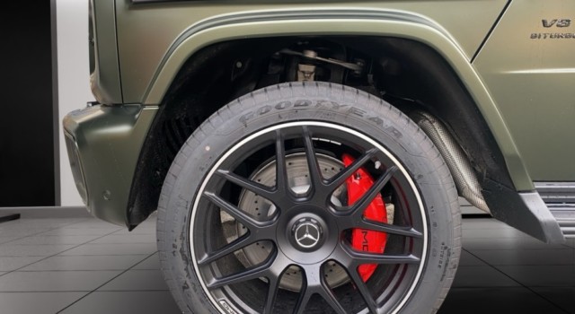 MERCEDES-BENZ G 63 AMG 9G-Tronic