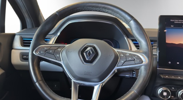RENAULT CAPTUR 1.6 E-TechEdition1