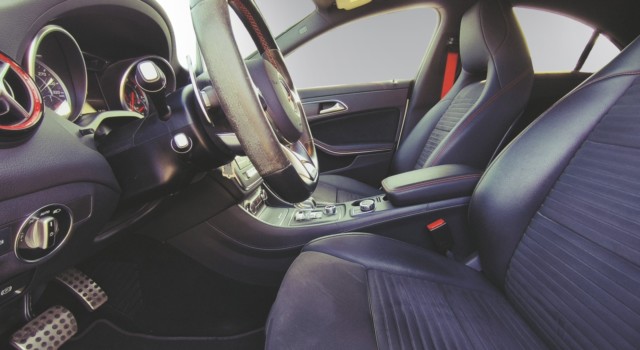 MERCEDES-BENZ CLA 45 AMG 4Matic