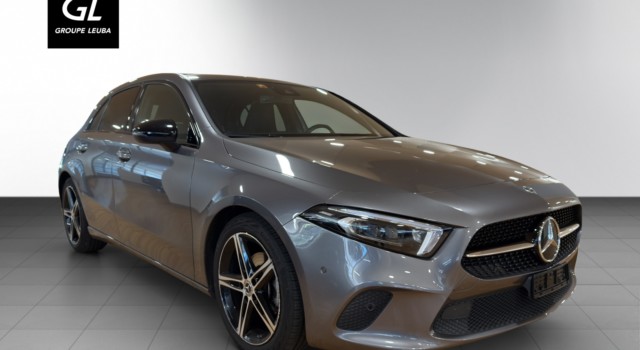 MERCEDES-BENZ A 180 Night Star AMG Line