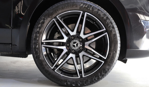 MERCEDES-BENZ V 300 d EL 4Matic