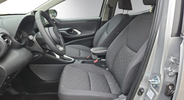 MAZDA 2 Hybrid Centre-line