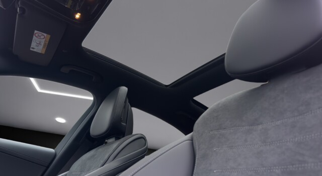 MERCEDES-BENZ C 300 4 Matic