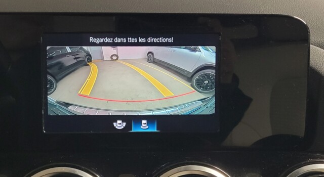 MERCEDES-BENZ GLA 200 Progressive 7G-DCT