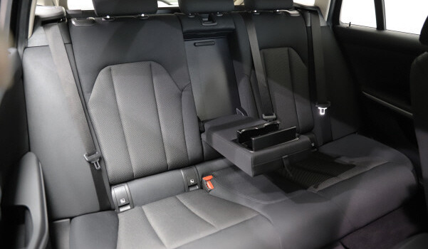 BMW 330 e x DriveTouring Steptronic